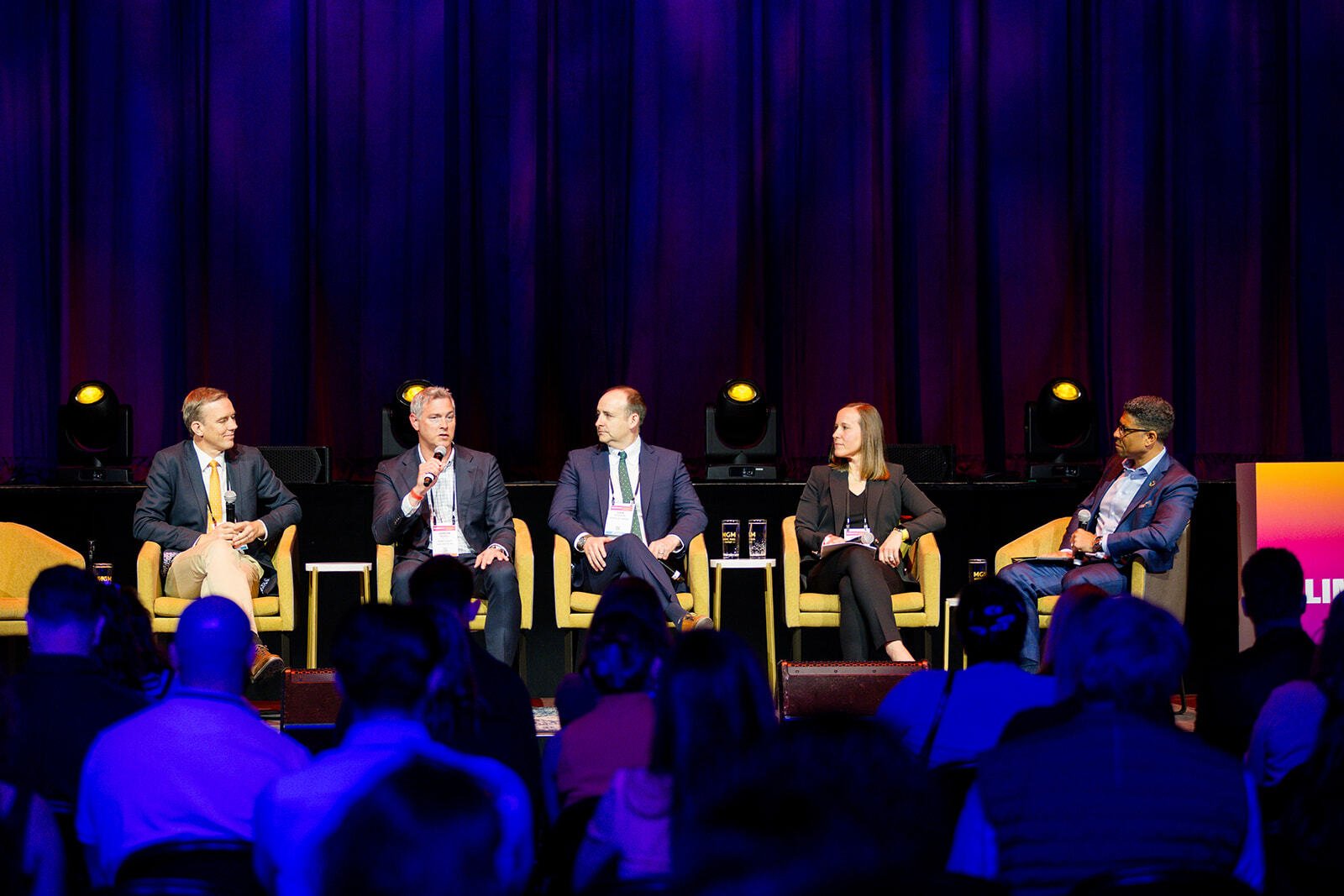 737A7816_Climatech2025_FiresideChatDay2Morning_0592